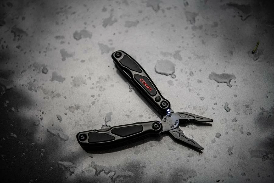 Coast Products Coast® LED135 LED Micro Multi-Tool 4 Coast Products Coast® LED135 LED Micro Multi-Tool