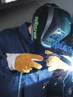 Sellstrom Advantage Plus Series Welding Helmet With Large ADF 11 Sellstrom Advantage Plus Series Welding Helmet With Large ADF