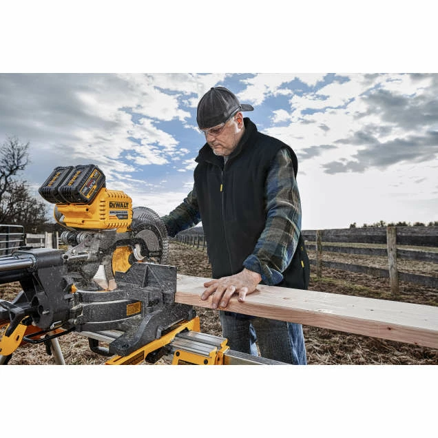 DeWalt Workwear Work Wear DEWALT® Men's Heated Reversible Fleece Vest Kitted With Battery | Sizes S - 3XL 13 DeWalt Workwear Work Wear DEWALT® Men's Heated Reversible Fleece Vest Kitted With Battery | Sizes S - 3XL